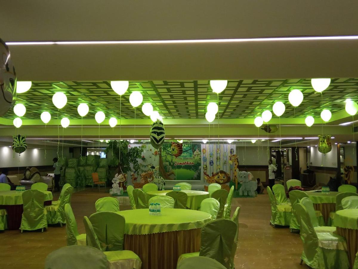 Guntūr The Capital Hotel מראה חיצוני תמונה
